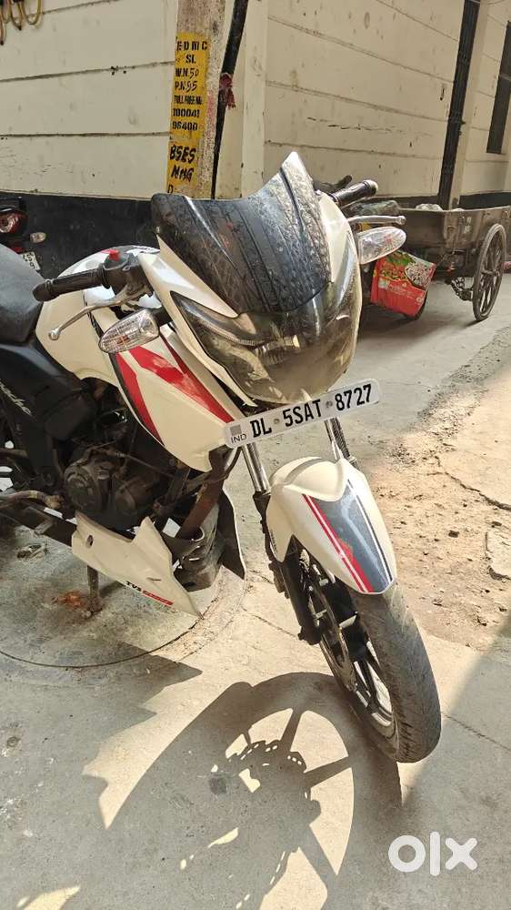 TVS Apache RTR 160 2016 Excellent Condition Low Kms Delhi