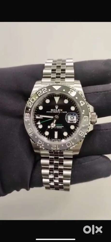 Trendy Wrist Watch – Like New