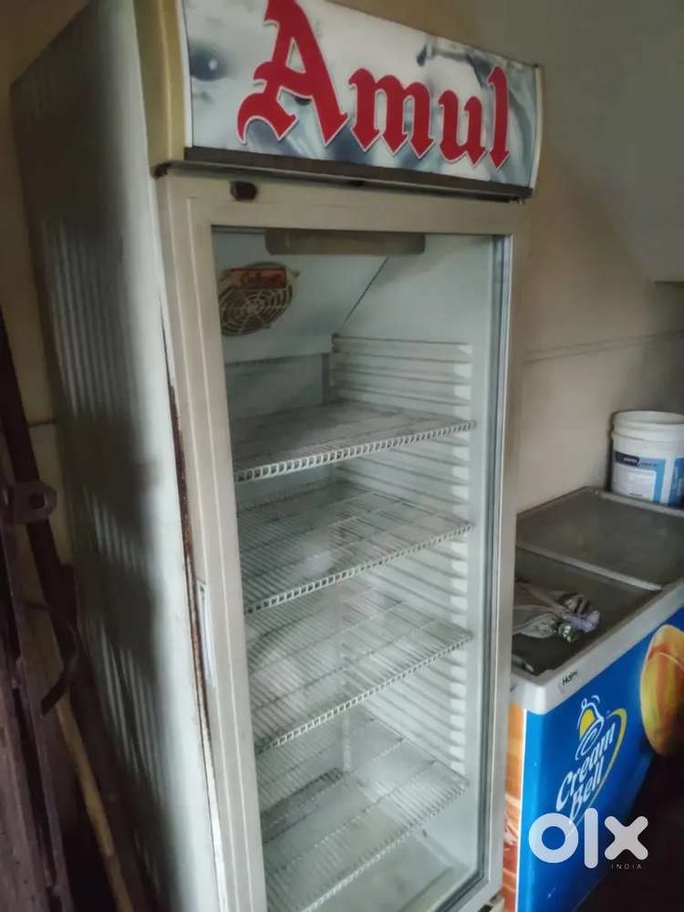 Blue Star 500L Glasstop Deepfreezer & Cellfrost Visi cooler 500L