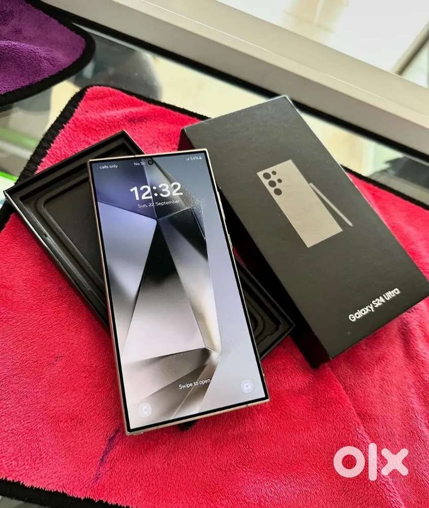 Samsung Galaxy s24 ultra full new in condition used set in urgent sale