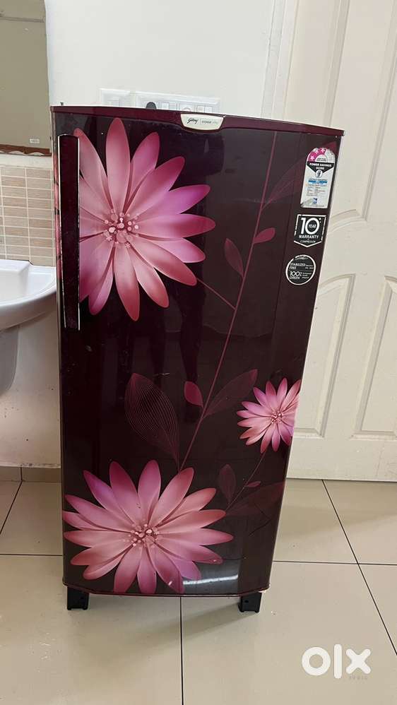 Good condition Godrej single door fridge