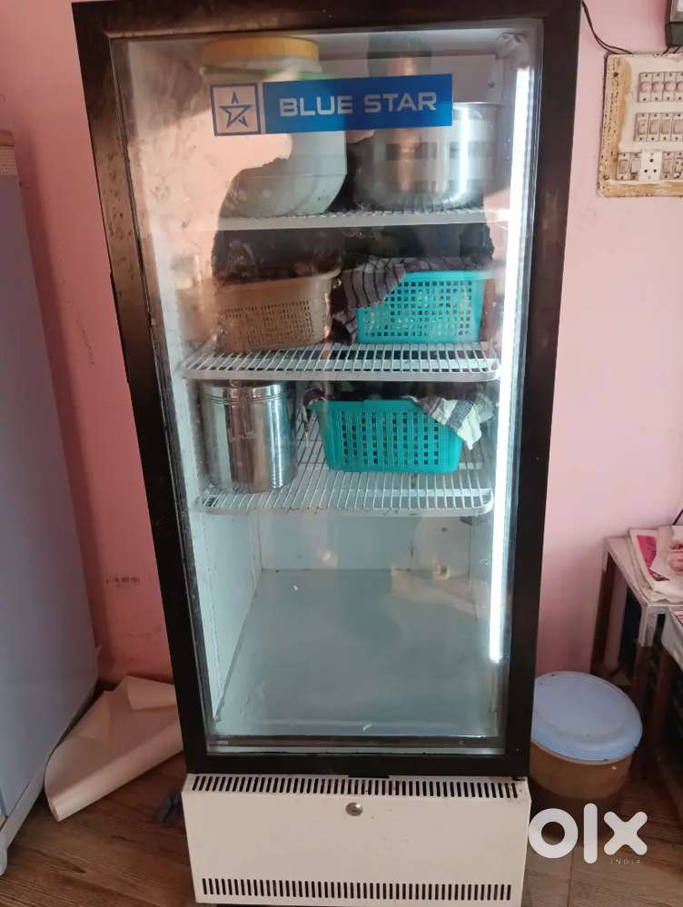 Display refrigerator only 1year old