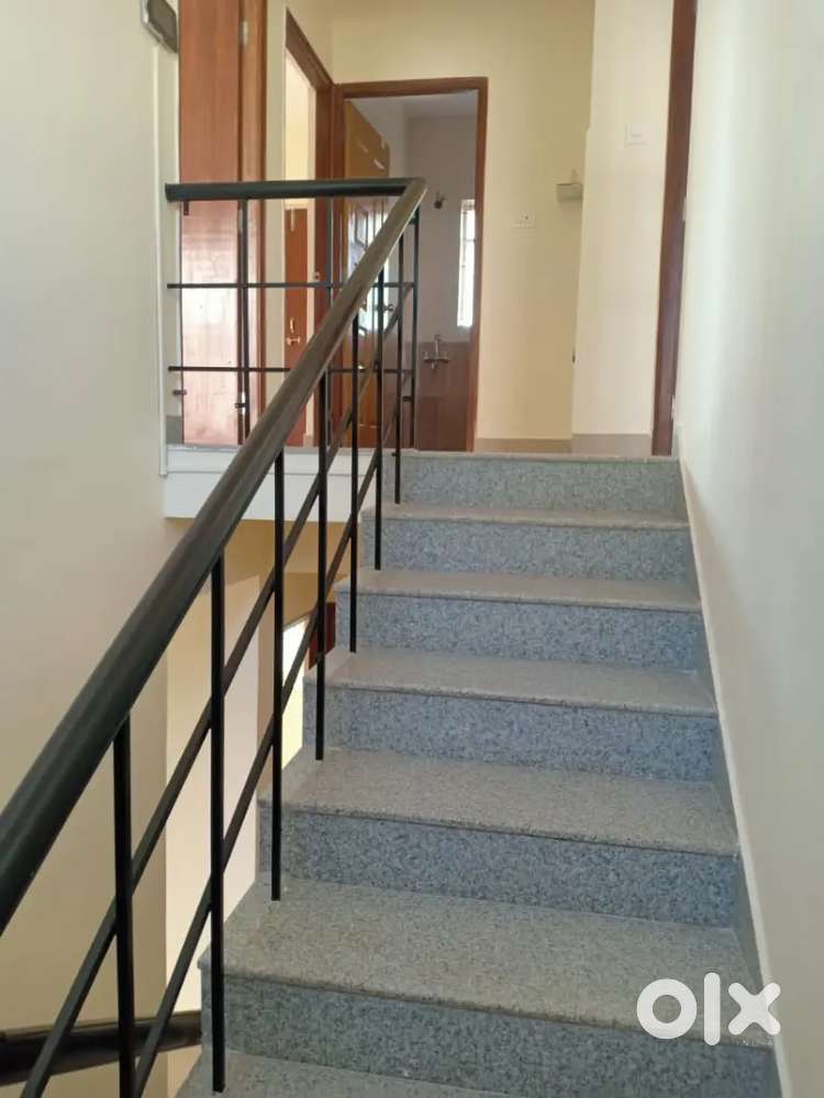 For sale 180 sq mtrs Shop facing main road Patto Panjim Goa