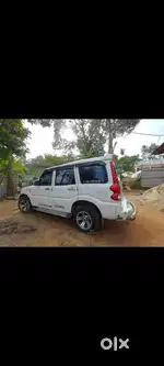 Mahindra Scorpio 2013