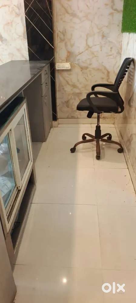 Tea, juice and pizza master