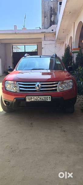 2014 Model duster Insurance abhi hua AC ok,Service ok Music new