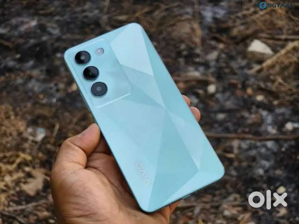 Vivo T3 mobile (5G) 8 GB RAM  & 128 internal