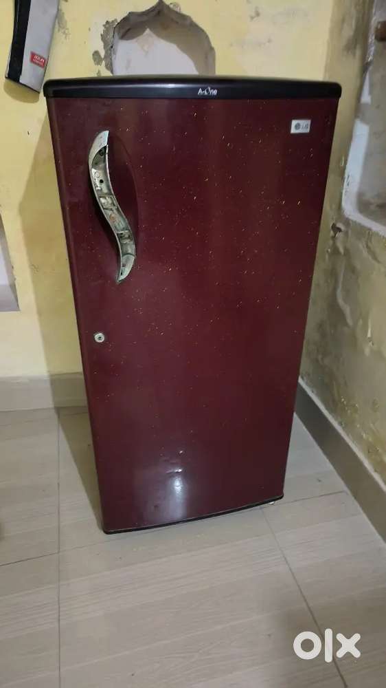 Fridge kam nhi karta h LG ka hai