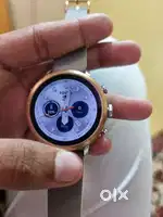 Fossil watch good condition 20,000 paise hai urgent sale