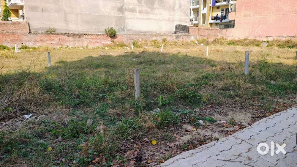 Plot For Sale in sector 127 Shivalik City 150 Sq. Yards