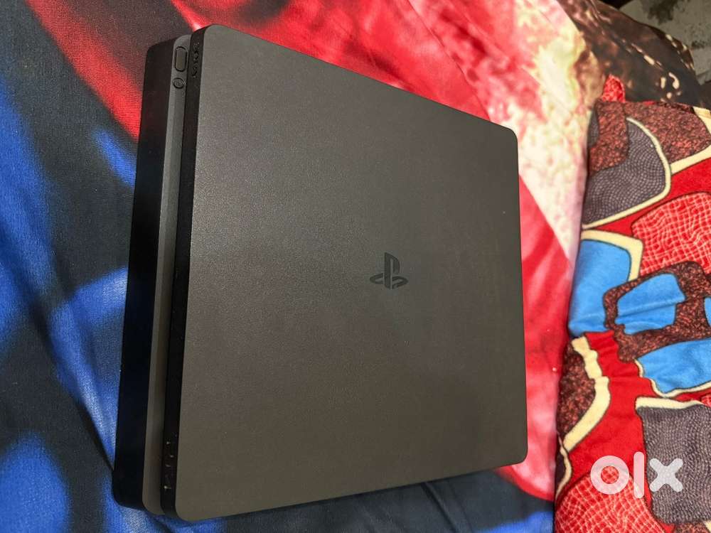 Ps4 Console, 1Tb Storage With Games cds