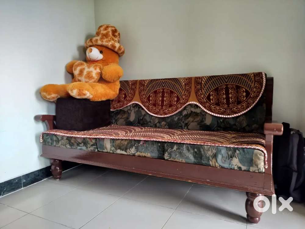 Wooden furniture only 5 yrs old