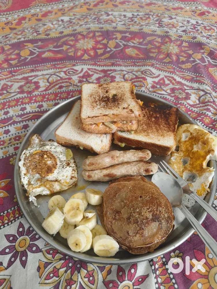 Ek cook or ek helper chie