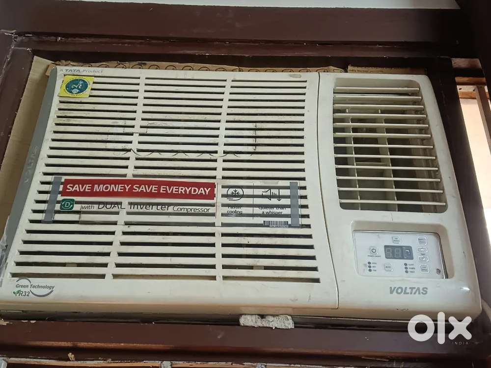 Voltas window ac 1.5 ton dual inverter 2 year old