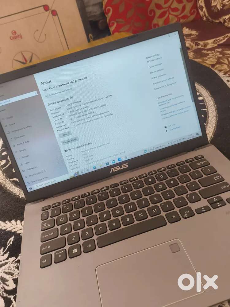 Good condition Asus laptop on sale 1 year old