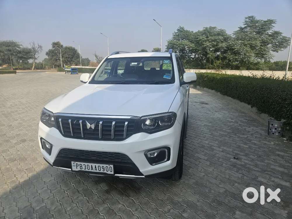 Mahindra Scorpio N 2023 top model Z8L 4X4 incredible condition.