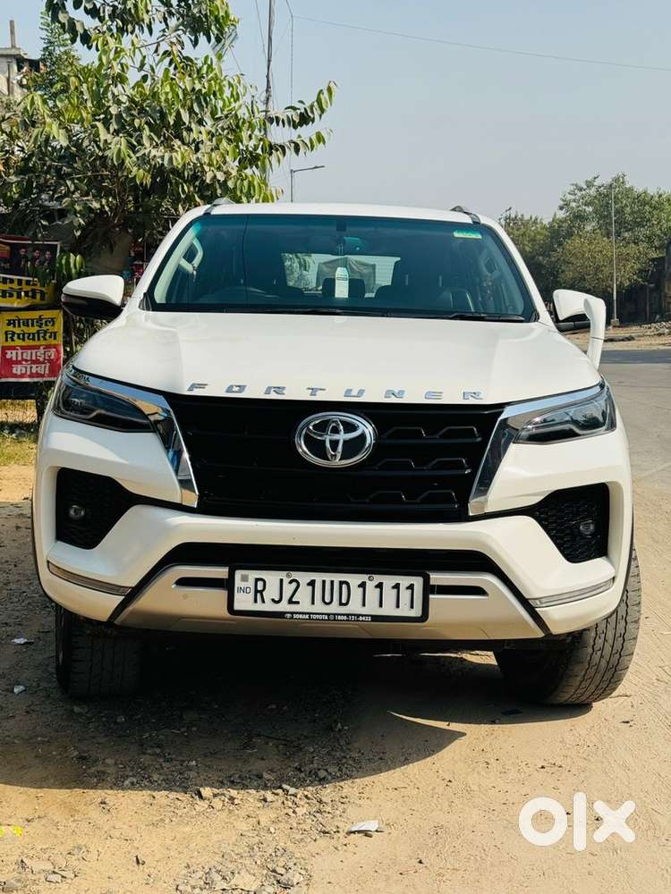 Toyota Fortuner 2022 Diesel Well Maintained