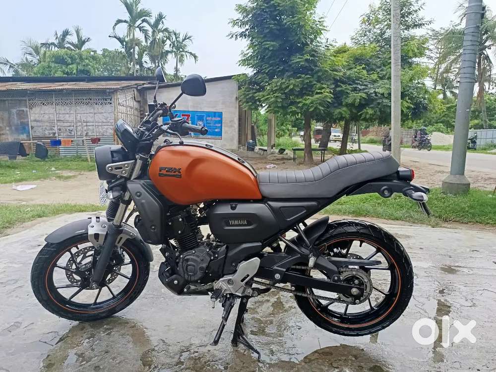 Excellent condition Yamaha FZX, no changes needed for 1–3 years.