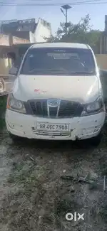 Mahindra Xylo 2012
