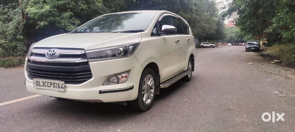 Toyota Innova Crysta 2.4 V 7 STR, 2018, Petrol