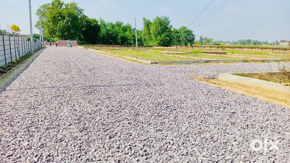 लखनऊ सुल्तानपुर रोड पर आबादी से लगे हुए प्लाट बैंक लोन केसाथ