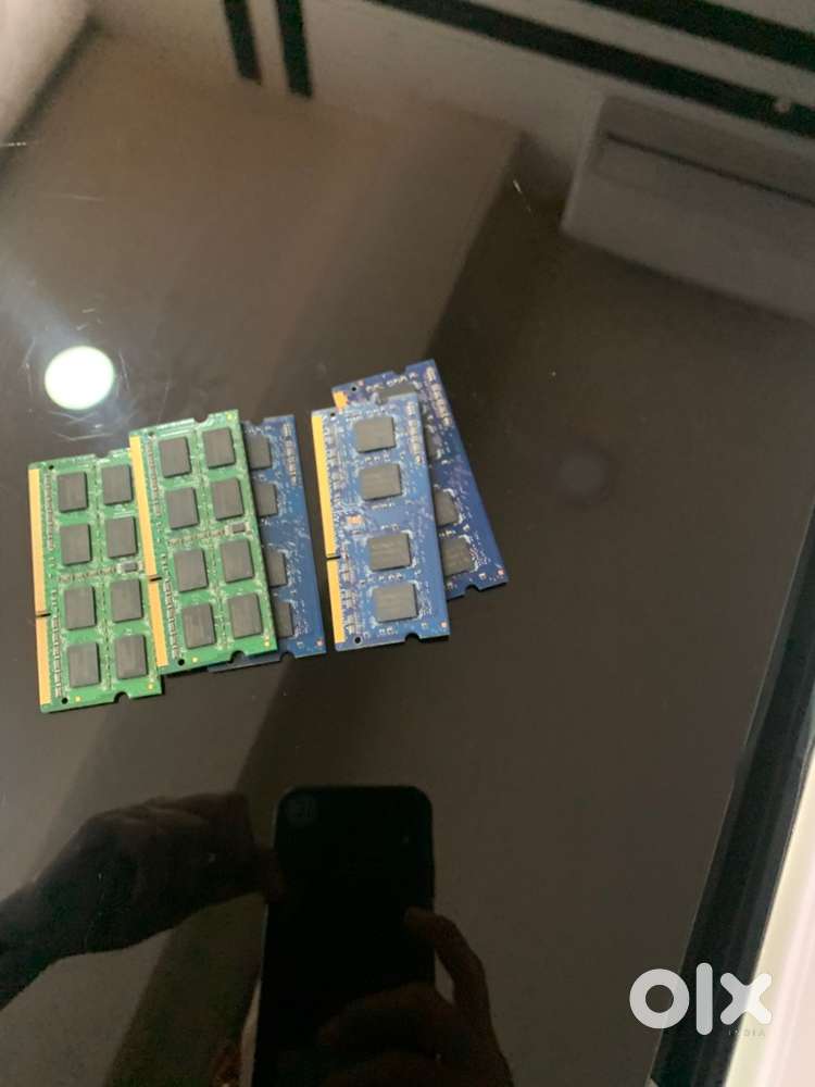 DDR4 4GB RAM Less Used Good Working