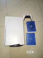 Ps5 disc version with one controller and two game CD