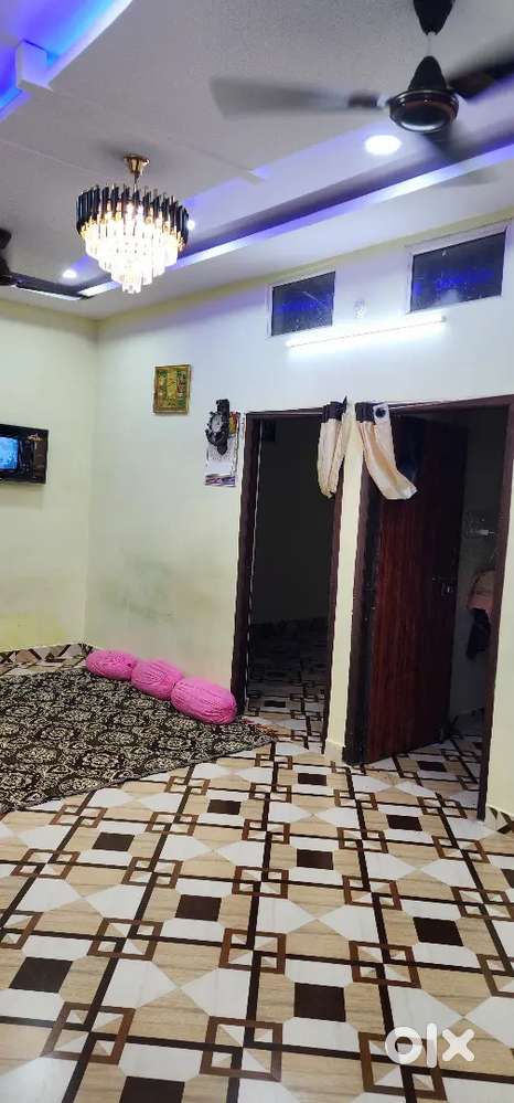3bhk flat for sale in new conditon 4th floor front facing