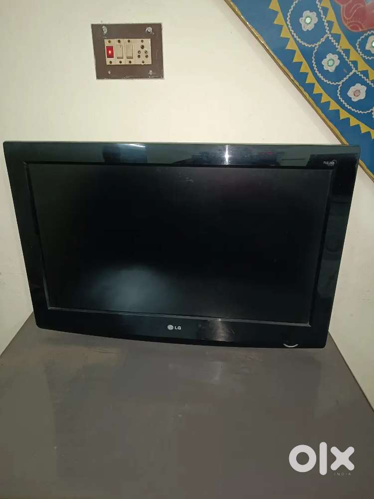 LG 32 inch LCD FULL HD TV