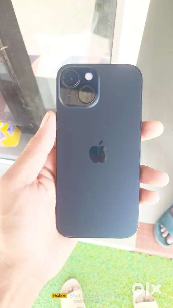 I phone 15 128 Gb (Glossy black)