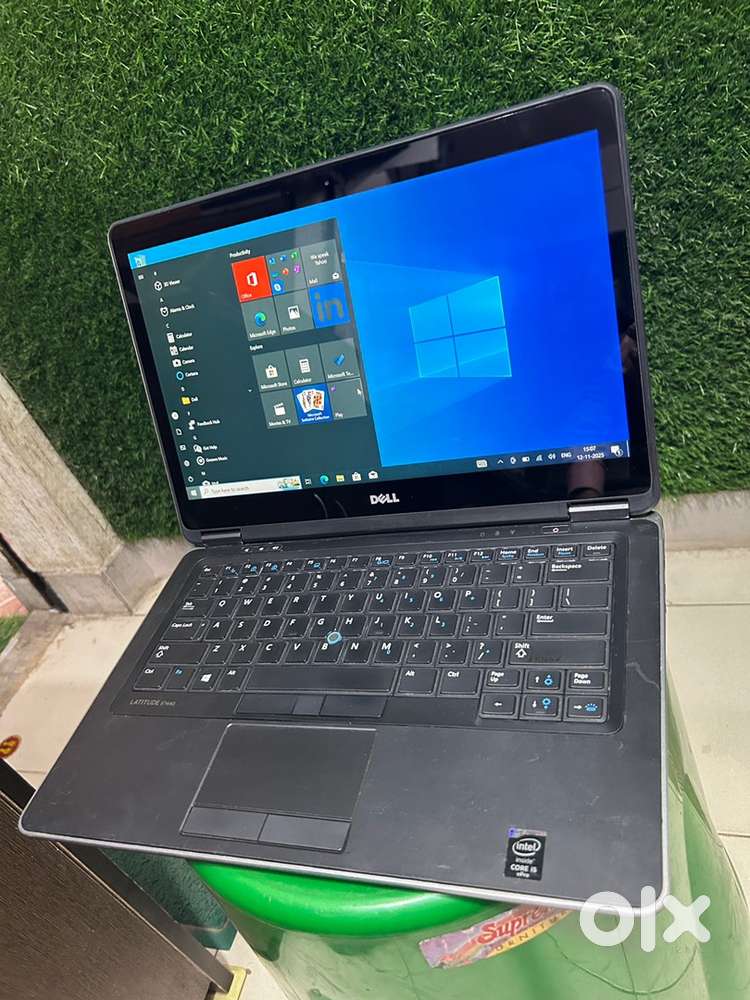 Dell core i5 ultraslim 14 inc Full Touch, like new , hurry