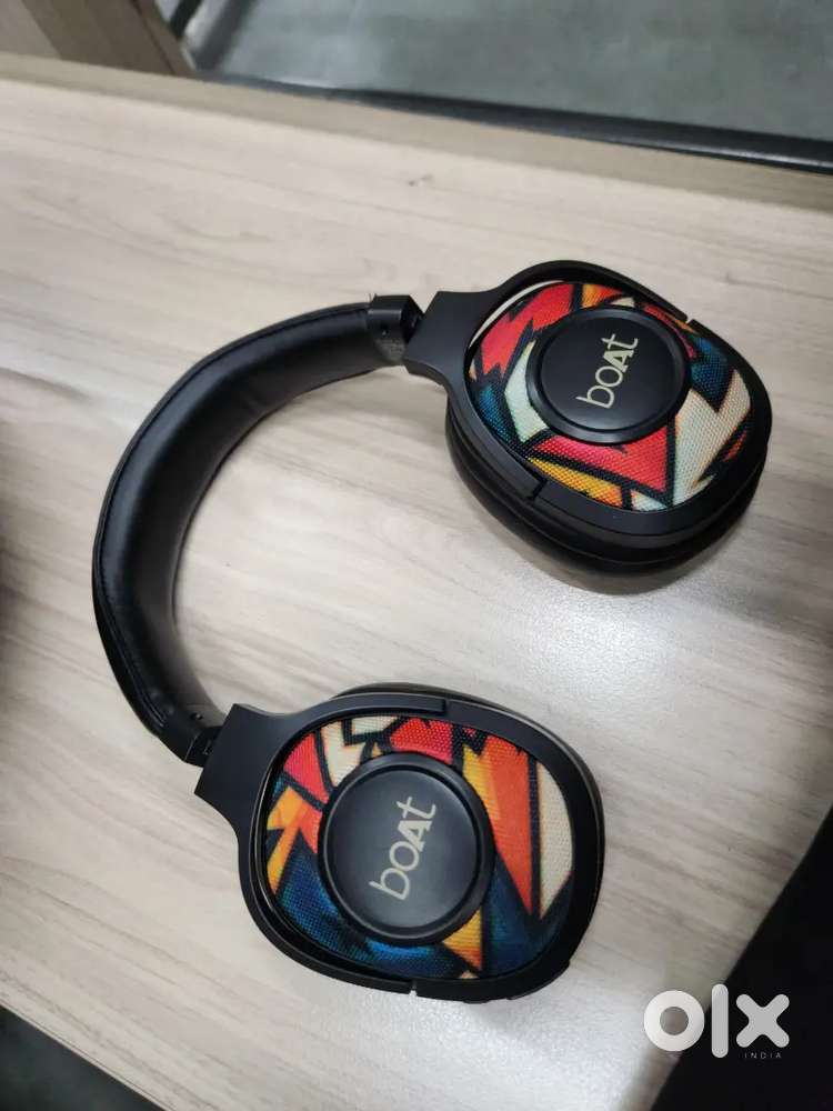 Boat Rockerz Plus 550 Headphones