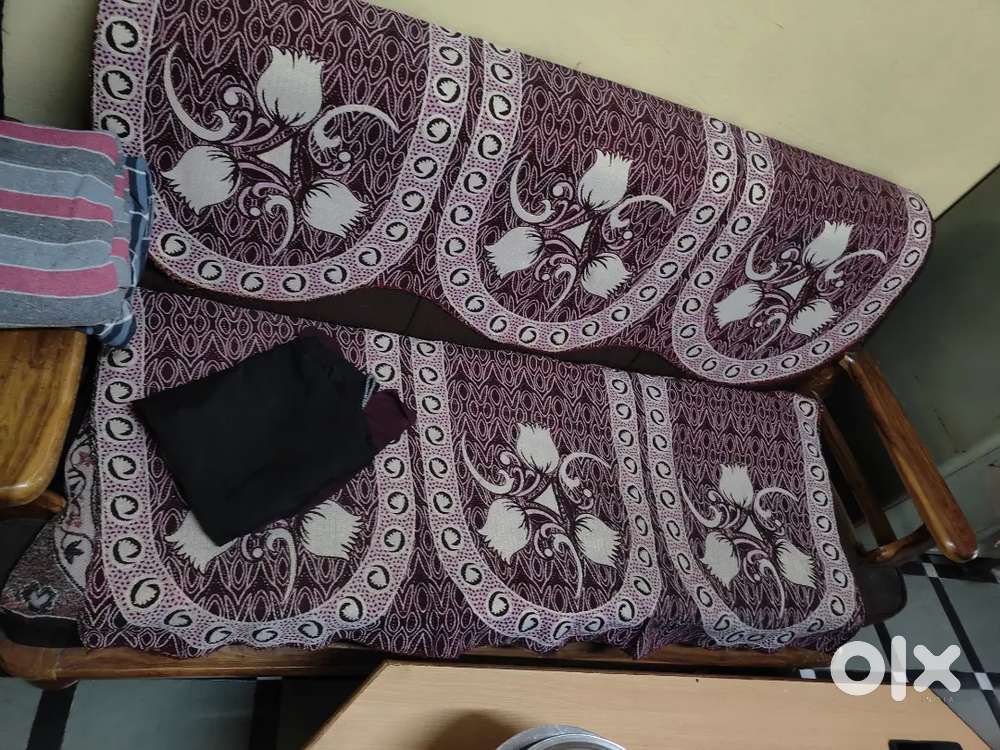 Sagwan sofa set 3+2 5 seater