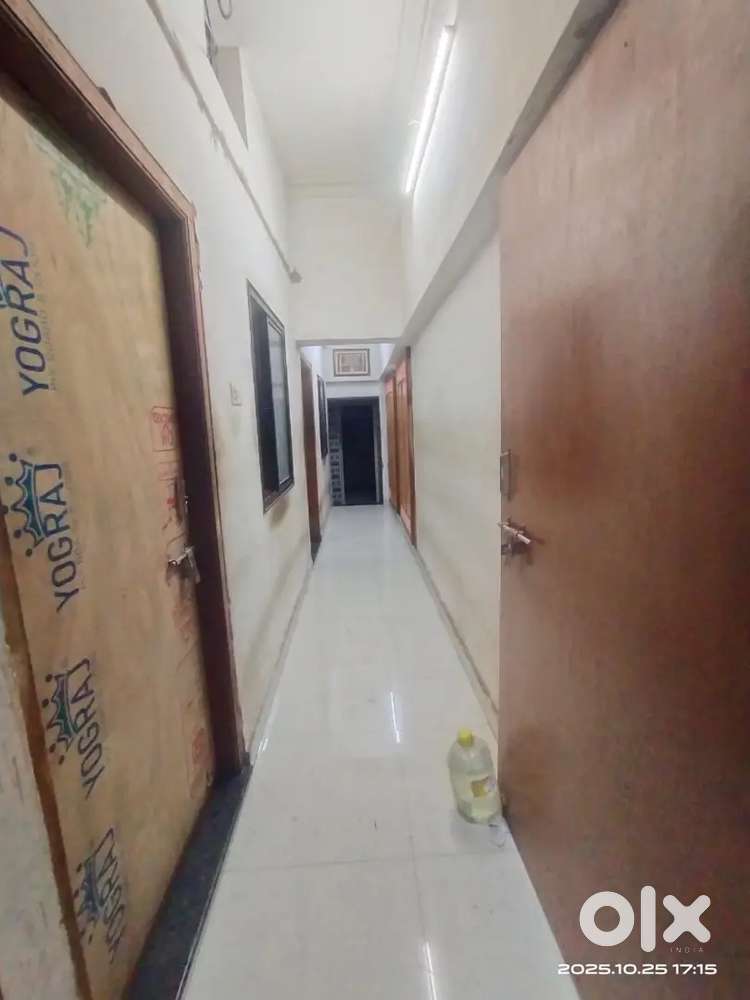 Room rent per girl 3000