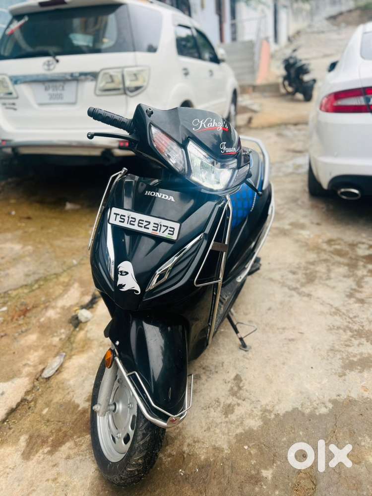 Good condition,Kuch bhi kaam nahi hai gaadi mein single hand hai
