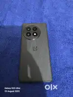 One plus 13 5g black 12gb 256gb 1 month old in mint condition