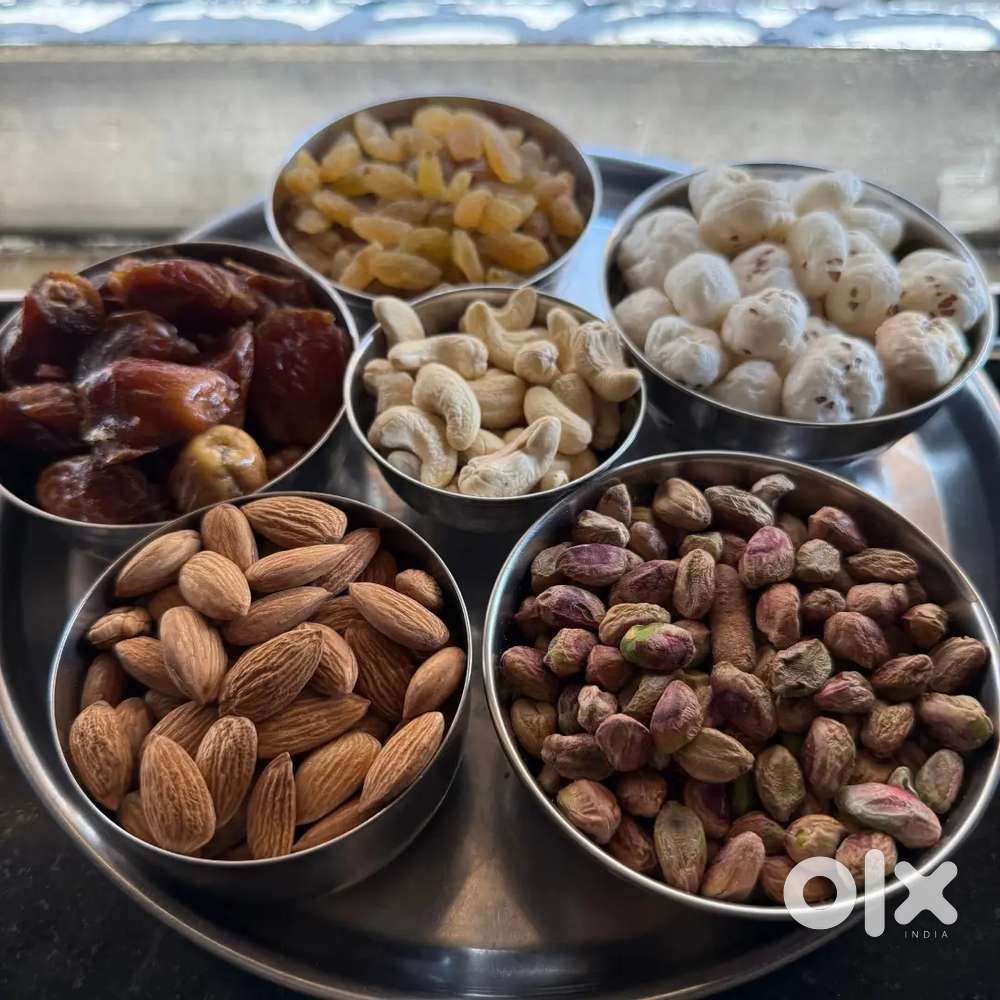 यहां पर वेटर का काम करने के लिए संपर्क करें