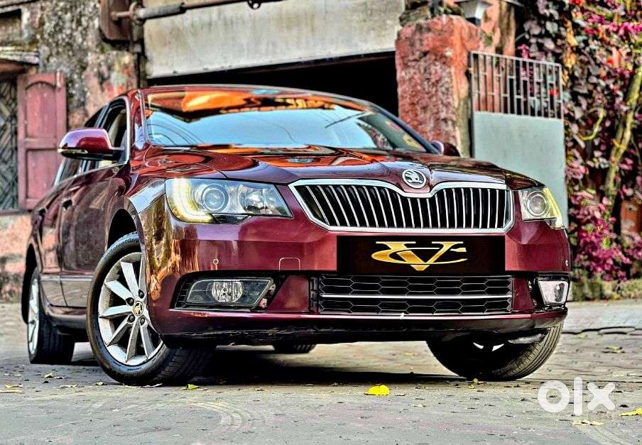 Skoda Superb Elegance TDI 2.0 AT, 2013, Diesel