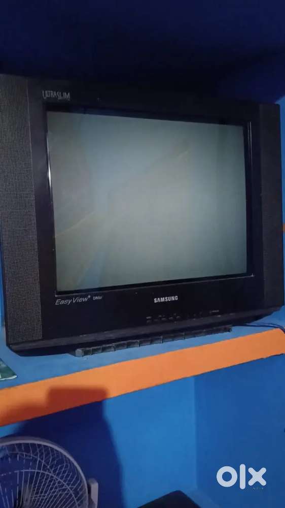 SAMSUNG TV 22 INCH OLD MODAL