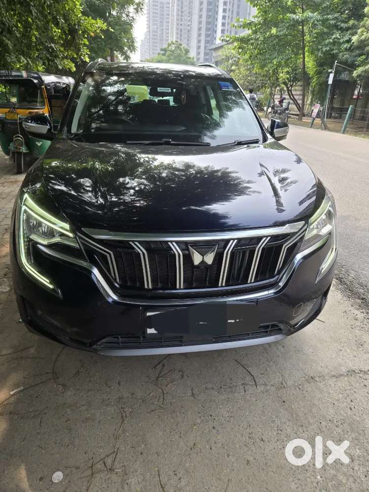 Mahindra XUV700 2024 Petrol 24000 Km Driven
