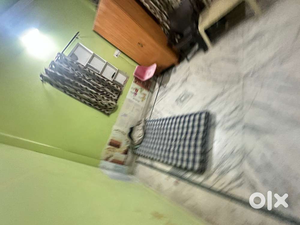 1 room 1 washroom and kitchen