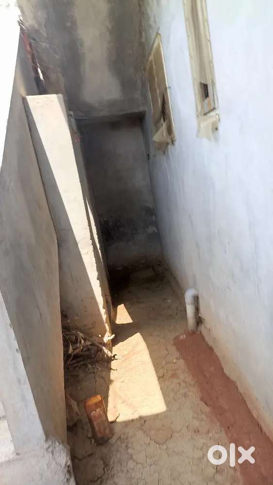 Independent house for sale 90 sq yards