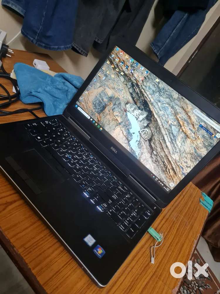 Dell I7 gaming Laptop precision 7510