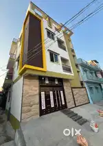 New building oly 2 years old boor is there