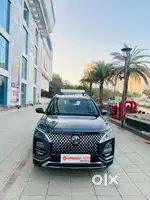 MG Hector Plus Savvy Pro 1.5 Turbo Petrol CVT 6 STR, 2023, Petrol
