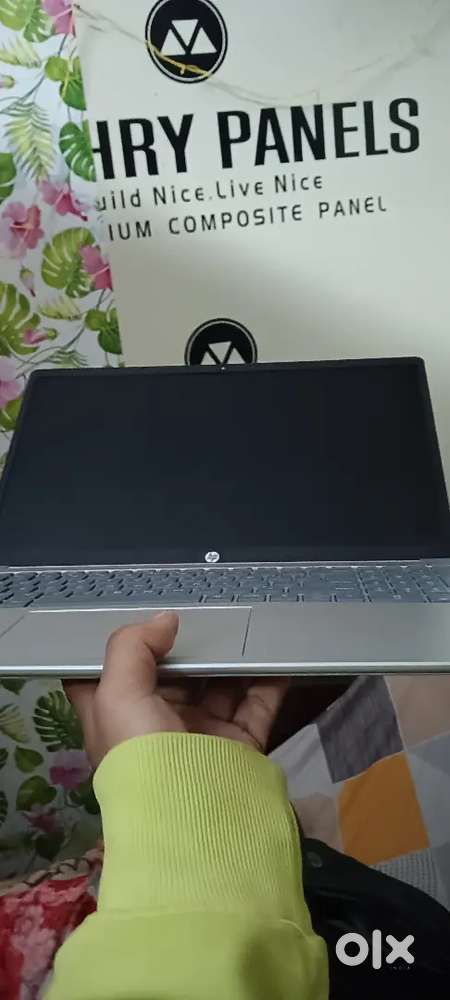 I sell because I buy new laptop