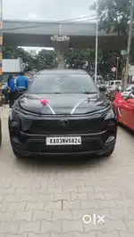 Tata Safari 2025 Diesel 2800 Km Driven