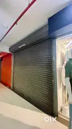 1 Shop room for rent