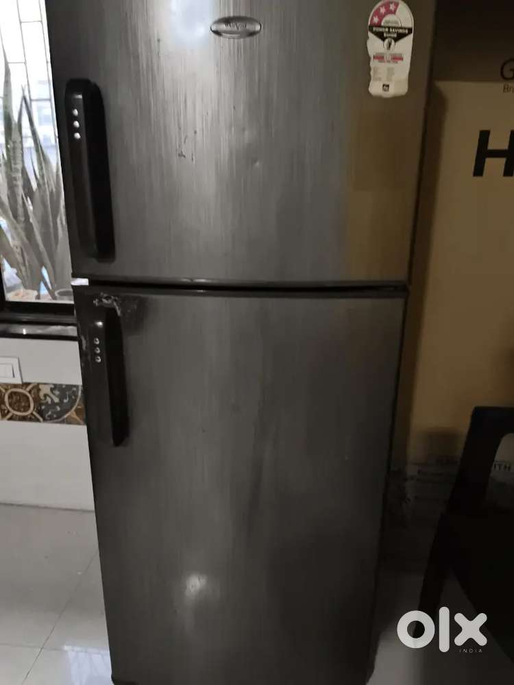 Whirlpool Double Door 220L
