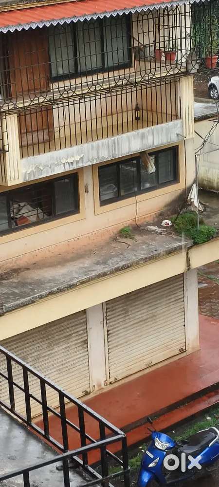 Shop/office space for sale